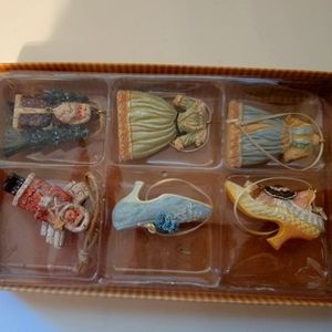 Small ceramic Christmas decorations